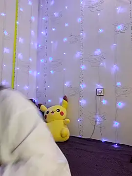 Sakura Green online show from 26, 12, 2024