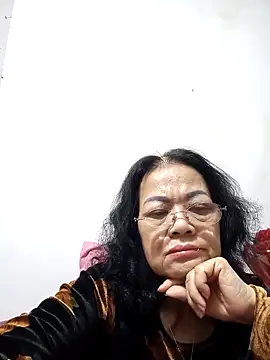 Snapshot of Hotestlove chatting on 8, 3, 2025 Hotestlove online show from 8, 3, 2025