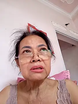 Snapshot of Hotestlove chatting on 29, 9, 2025 Hotestlove online show from 29, 9, 2025
