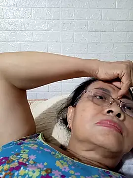 Snapshot of Hotestlove chatting on 7, 10, 2025 Hotestlove online show from 7, 10, 2025