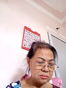 Snapshot of Hotestlove chatting on 15, 10, 2025 Hotestlove online show from 15, 10, 2025