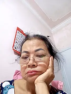 Snapshot of Hotestlove chatting on 16, 10, 2025 Hotestlove online show from 16, 10, 2025