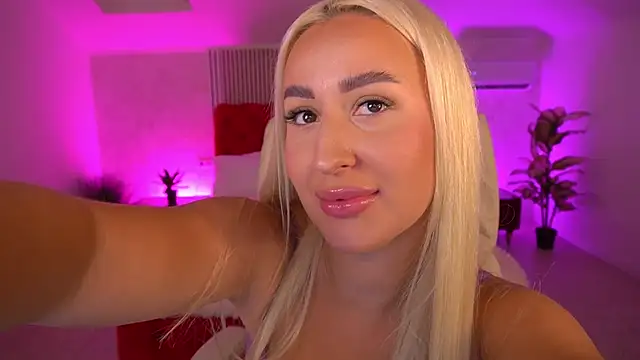 Snapshot of LiaBrazzerr chatting on 29, 6, 2026 LiaBrazzerr online show from 29, 6, 2026