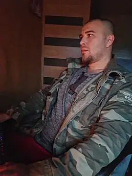 Foxyshaved online show from 16, 9, 2025