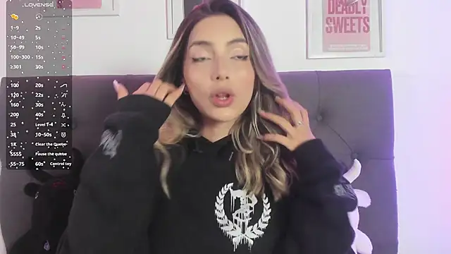 IsadoraGalle  online show from 13, 4, 2026