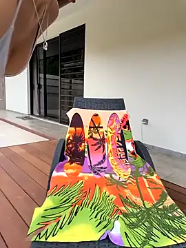 Snapshot of emma4xxx chatting on 7, 2, 2025 emma4xxx online show from 7, 2, 2025