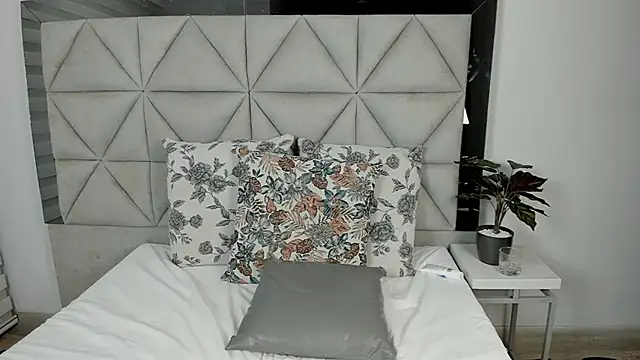 nina pons online show from 13, 3, 2025