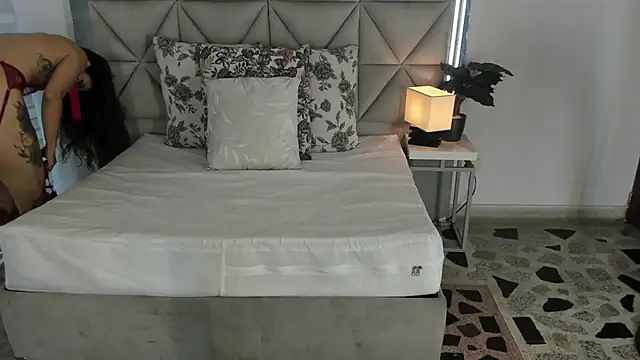 nina pons online show from 11, 10, 2025