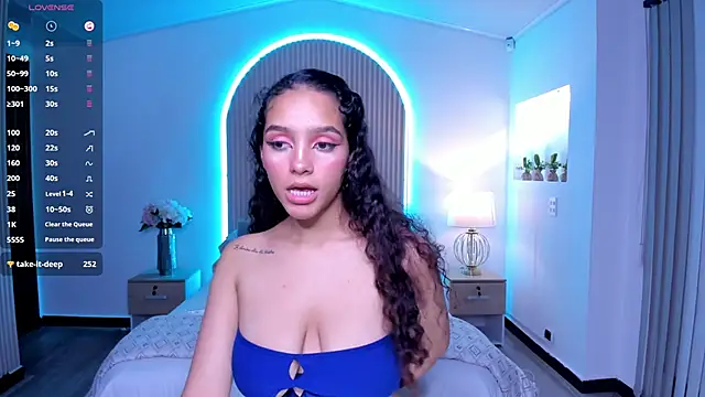 Snapshot of anahi_curlie1 chatting on 17, 12, 2024 anahi curlie1 online show from 17, 12, 2024