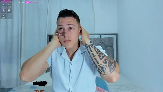 Snapshot of Muscle_King_Cum chatting on 21, 1, 2025 Muscle King Cum online show from 21, 1, 2025