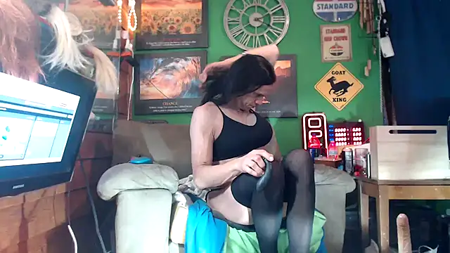 Brooke-lynn online show from 17, 2, 2025