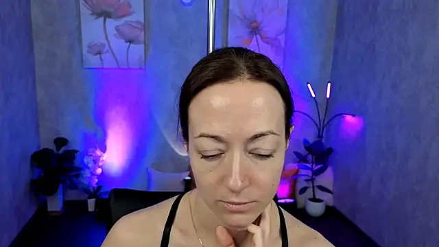 kimberlyray777 online show from 22, 2, 2025