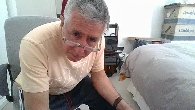 parejamlga58 online show from 14, 4, 2026