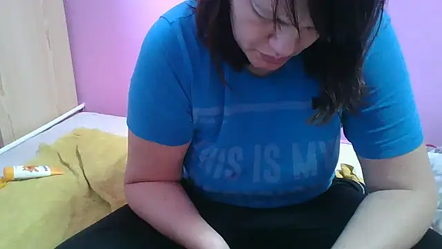 Snapshot of Lucinka1 chatting on 17, 2, 2025 Lucinka1 online show from 17, 2, 2025