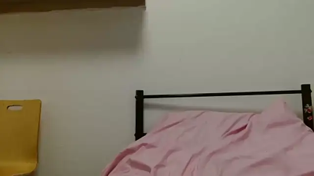 Snapshot of Lucinka1 chatting on 19, 12, 2025 Lucinka1 online show from 19, 12, 2025