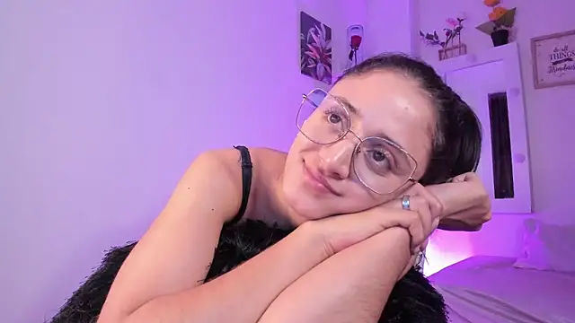  Caroliinee  online show from 13, 3, 2025