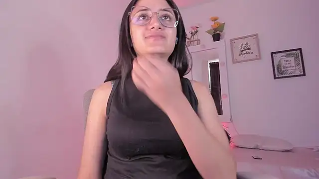  Caroliinee  online show from 9, 9, 2025