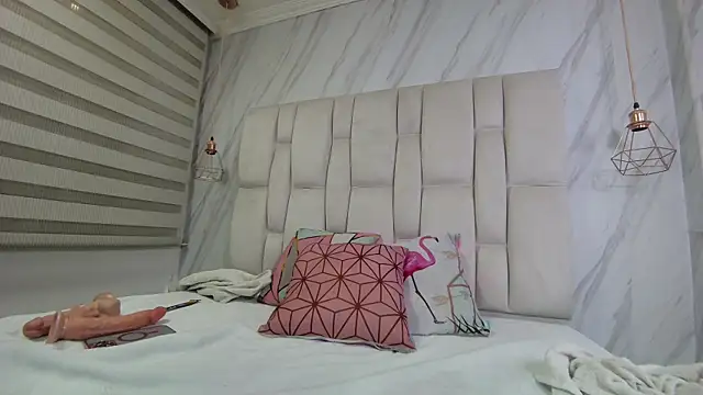 Snapshot of Hannagarces chatting on 3, 2, 2025 Hannagarces online show from 3, 2, 2025