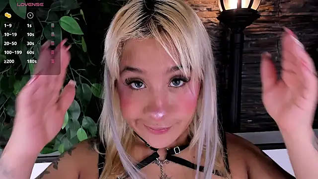 miss danika online show from 5, 3, 2025