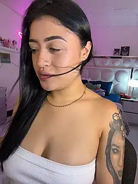 lucianaroy online show from 5, 7, 2026