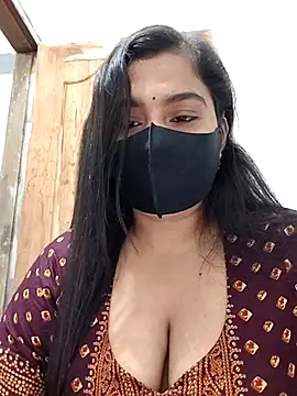 Ritusri Dotta online show from 18, 12, 2025