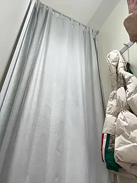 LikaCat online show from 8, 2, 2025