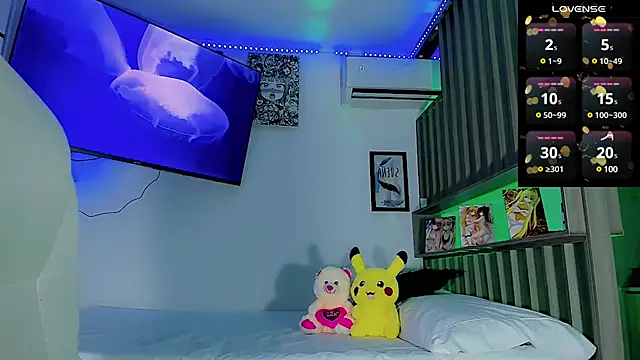 Ashlycuute online show from 23, 3, 2025