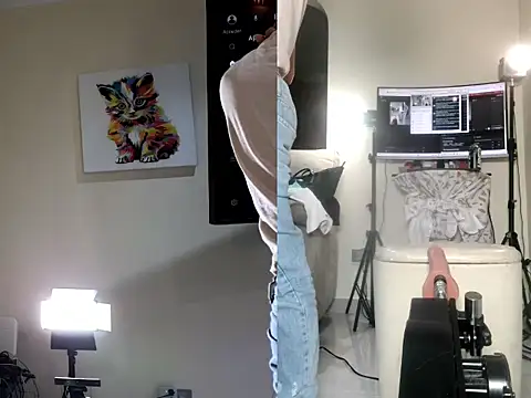 Snapshot of Alondra_fetish chatting on 22, 10, 2025 Alondra fetish online show from 22, 10, 2025