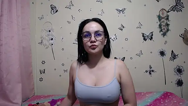 Nicolle-sky online show from 9, 5, 2026