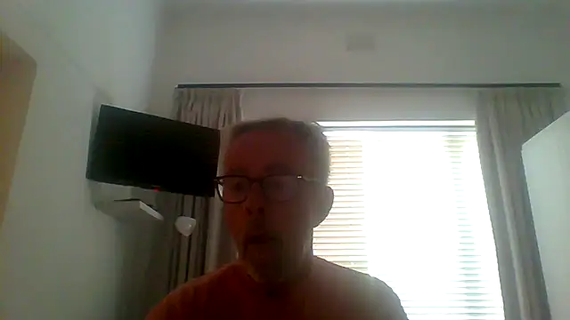Snapshot of tuggy59 chatting on 9, 10, 2025 tuggy59 online show from 9, 10, 2025