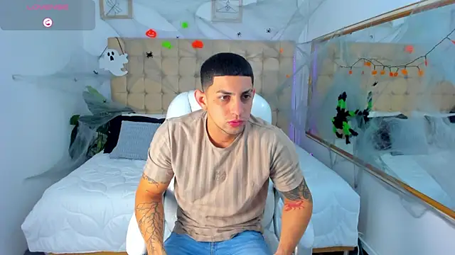 Alex cute77 online show from 9, 10, 2025