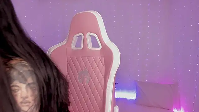 lili taylor online show from 16, 1, 2025