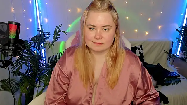 Akemi BBW online show from 18, 1, 2025