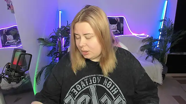 Akemi BBW online show from 16, 3, 2025