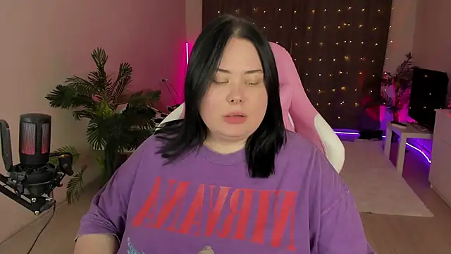 Akemi BBW online show from 3, 10, 2025