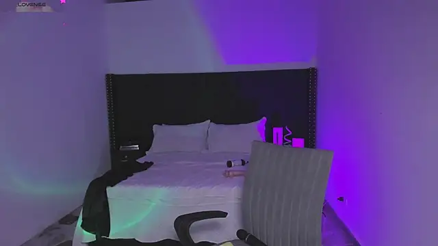 DereckCooperr online show from 5, 1, 2025