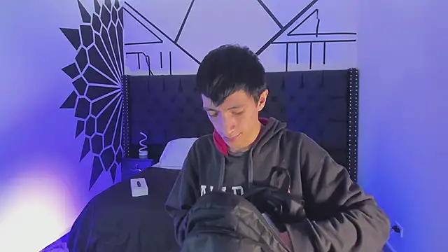 DereckCooperr online show from 16, 2, 2025