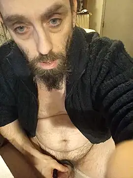 teekoine1 online show from 4, 1, 2025