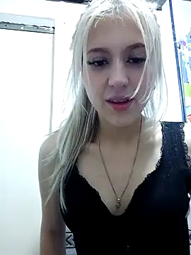 Snapshot of eva-2023 chatting on 2, 1, 2025 eva-2023 online show from 2, 1, 2025