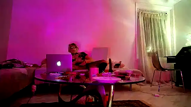 Snapshot of CharlotteVixxens chatting on 26, 2, 2025 CharlotteVixxens online show from 26, 2, 2025