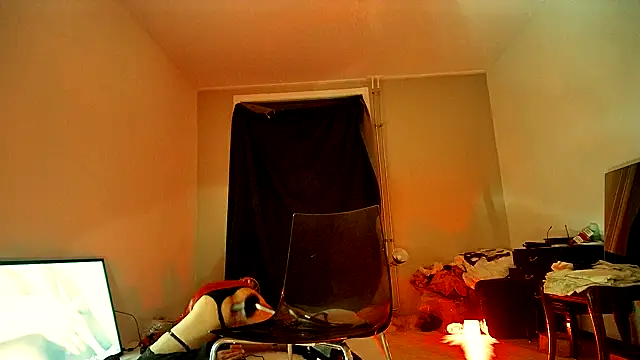 Snapshot of CharlotteVixxens chatting on 3, 3, 2025 CharlotteVixxens online show from 3, 3, 2025