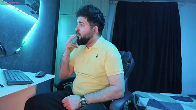 Snapshot of Eduu2322 chatting on 5, 2, 2025 Eduu2322 online show from 5, 2, 2025