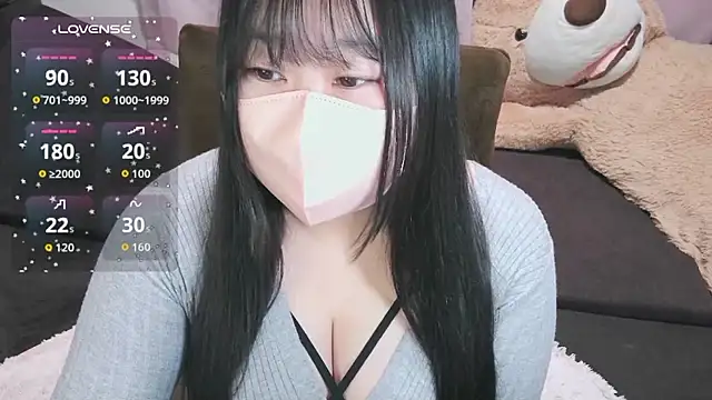 yuinyan3150 online show from 13, 3, 2026