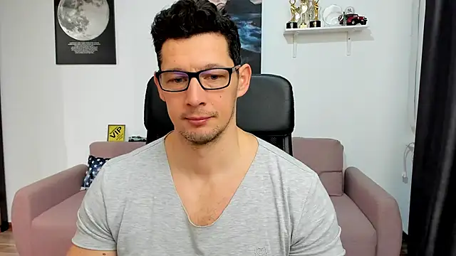 Snapshot of BrutusK08 chatting on 18, 1, 2026 BrutusK08 online show from 18, 1, 2026