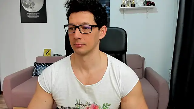 Snapshot of BrutusK08 chatting on 28, 2, 2026 BrutusK08 online show from 28, 2, 2026