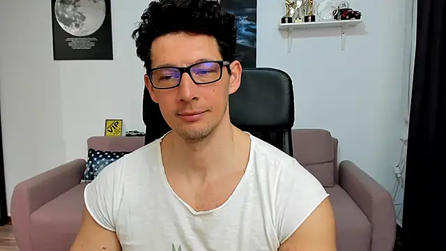 Snapshot of BrutusK08 chatting on 2, 3, 2026 BrutusK08 online show from 2, 3, 2026