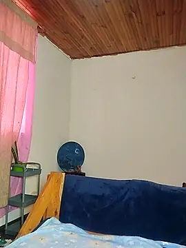 KATYGONZALEZ online show from 25, 4, 2026