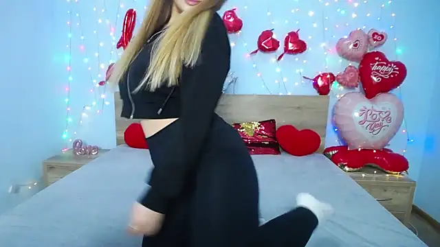 Snapshot of StacyYellig chatting on 7, 2, 2025 StacyYellig online show from 7, 2, 2025