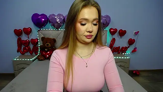 Snapshot of StacyYellig chatting on 5, 3, 2025 StacyYellig online show from 5, 3, 2025