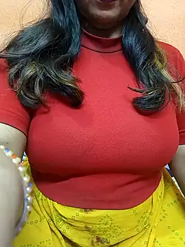 CUTE SOPHIA- online show from 25, 1, 2025